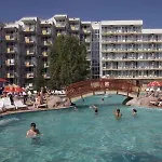 Laguna Garden 4*
