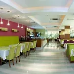 Laguna Garden 4* アルベナ