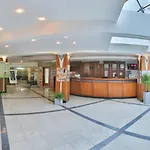 Laguna Garden 4*