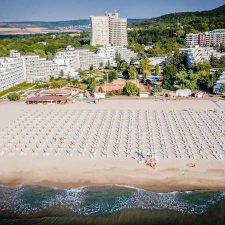 Laguna Garden Готель Албена