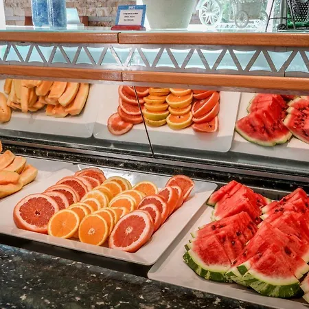 Laguna Garden Hotel 4*