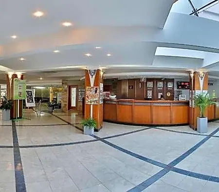 Laguna Garden 4*