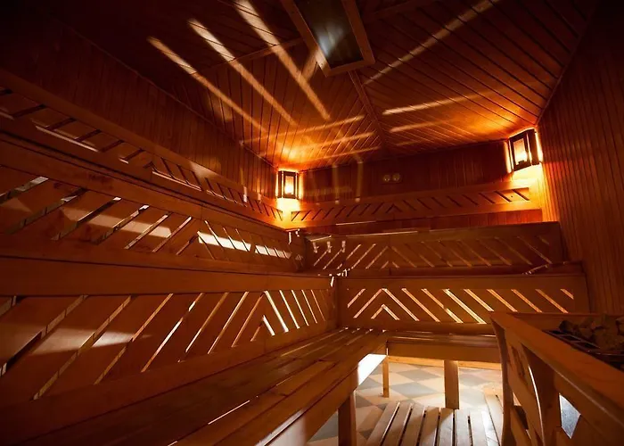 Laguna Garden Hotel 4*