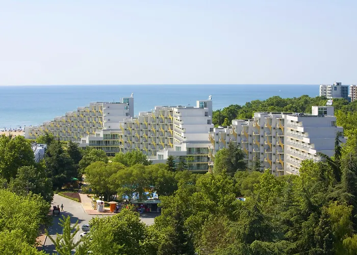 Laguna Garden Hotel 4*